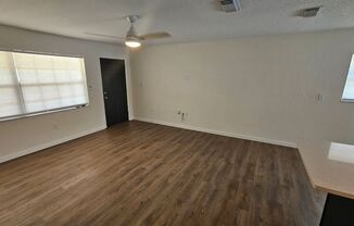 3 beds, 2 baths, $2,300