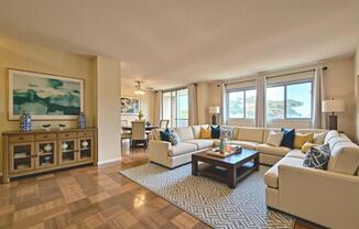 2059 Huntington Ave 500