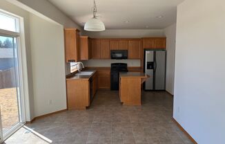 4 beds, 2.5 baths, $2,995