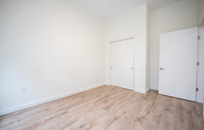 1 bed, 1 bath, 821 sqft, $3,300, Unit 206