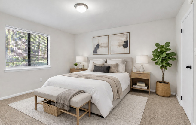 2 beds, 1 bath, 720 sqft, $1,209, Unit E8