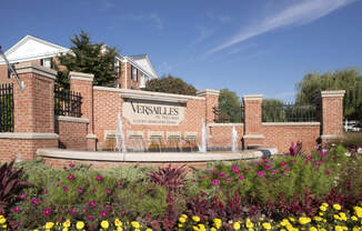 Versailles on the Lakes Oakbrook*