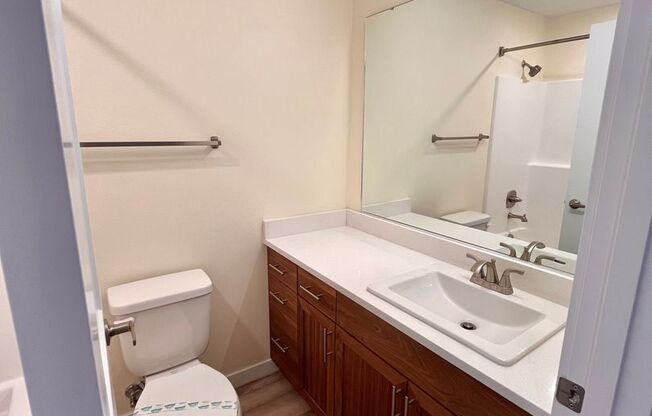 Studio, 1 bath, 448 sqft, $1,400, Unit A208