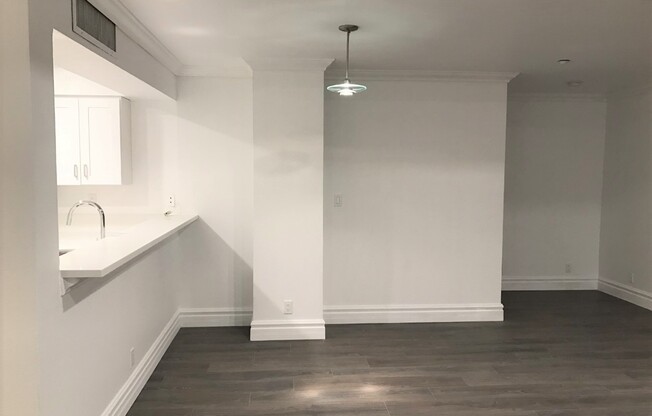 1 bed, 1.5 baths, 985 sqft, $3,495, Unit 306