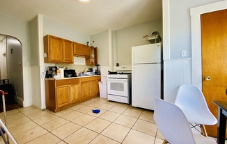 1 bed, 1 bath, $2,250, Unit 5