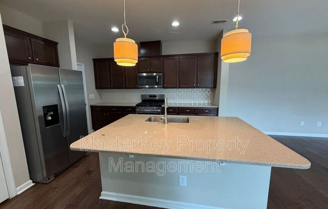 2800 LANASA LN