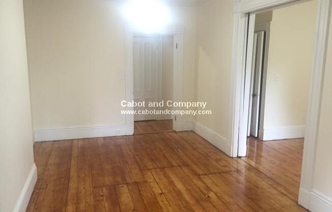 34 Isabella St.