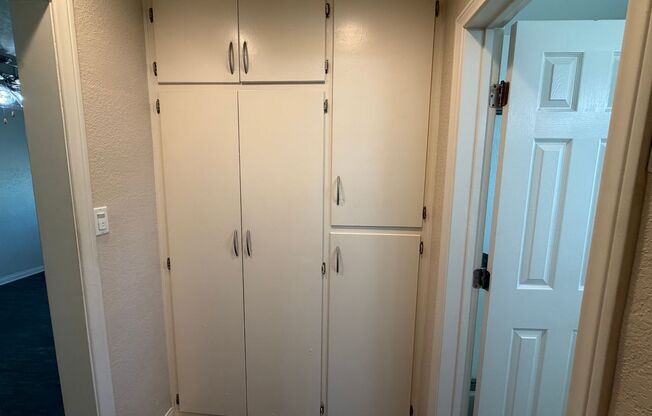Studio, 1 bath, 426 sqft, $2,075, Unit 52349
