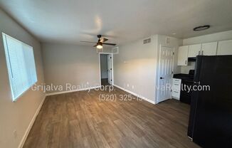 2322 Elaine Blvd