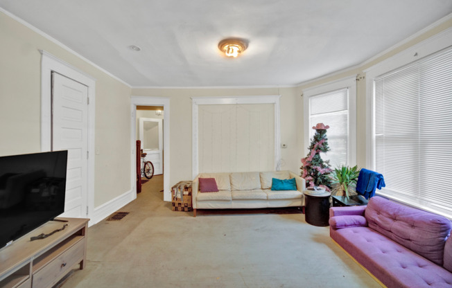 909 Gaffield