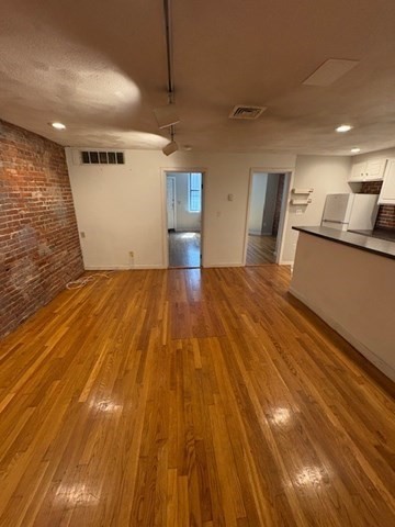 197 BEACON ST