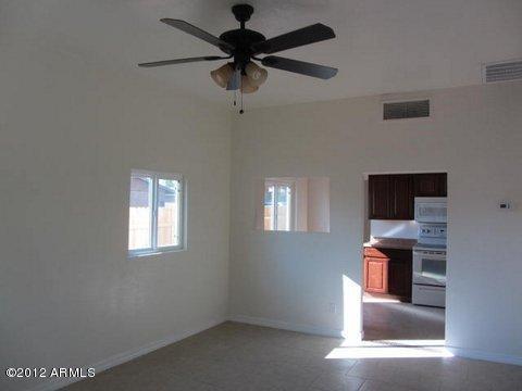 Charming 1 Bedroom 1 Bath In Downtown Gilbert! Electric Included!