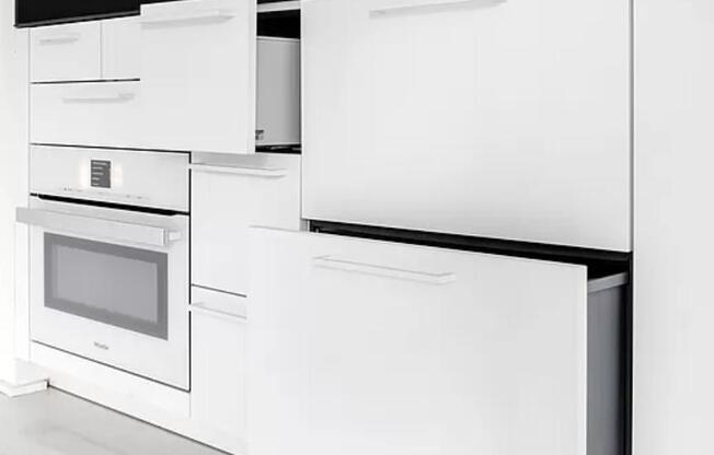Studio, 1 bath, $3,325, Unit 1109