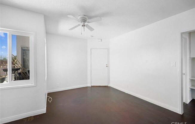 6634 LANKERSHIM BLVD