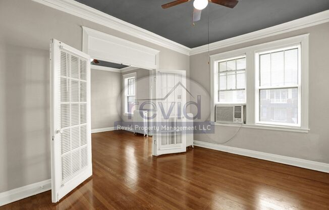 2 beds, 1 bath, 950 sqft, $995, Unit 308-2