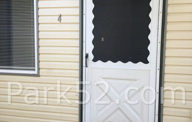 $500 Off First Full Month! -North Tacoma - 1st Floor 1 Bedroom 1 Bathroom Apartment