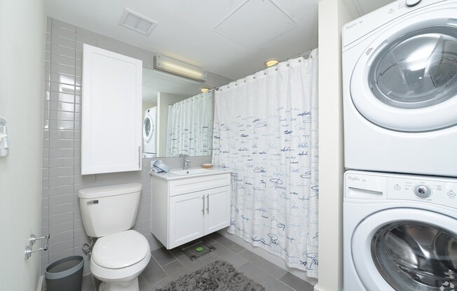 1 bed, 1 bath, 770 sqft, $3,200, Unit 406