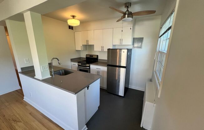 1 bed, 1 bath, 607 sqft, $1,425, Unit 404