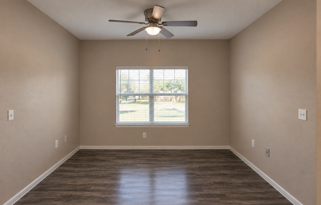 Cambria Cove Apartments
