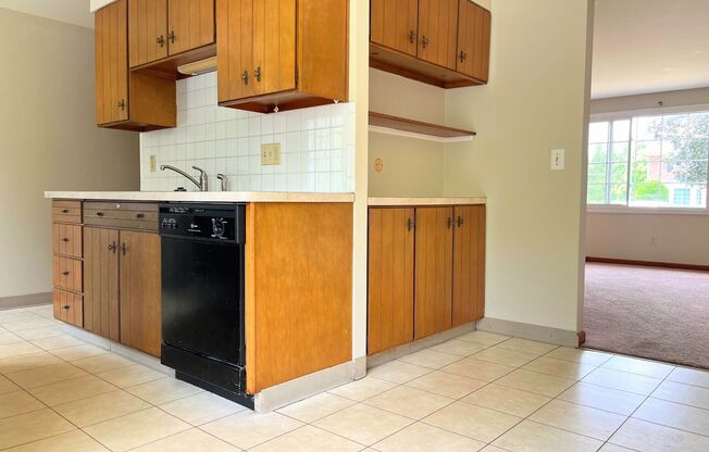 33 Oakridge Drive
