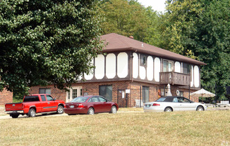 Lakewood Flats and Townhomes