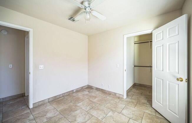 3 beds, 1 bath, $1,650