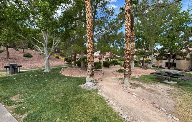 1 bed, 1 bath, $1,295, Unit 124