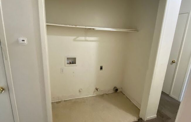 3 beds, 2 baths, $1,500, Unit Apt D