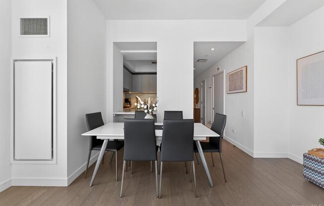 2 beds, 2 baths, 1,442 sqft, $11,500