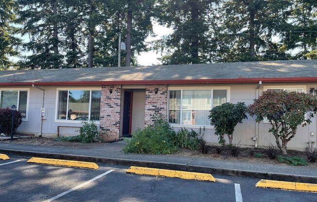 1 bed, 1 bath, 600 sqft, $1,250, Unit 19