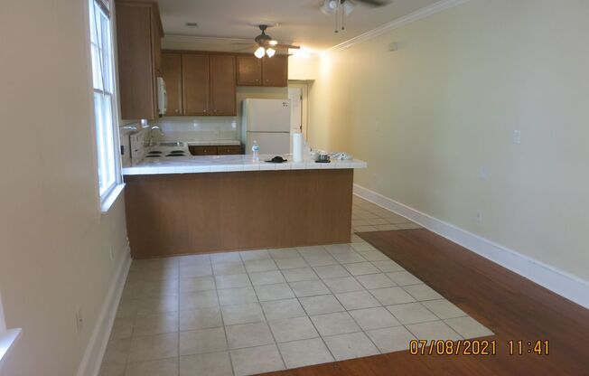 1 bed, 1 bath, 643 sqft, $1,095, Unit 4011