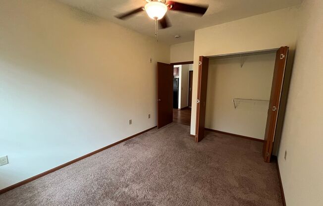 1 bed, 1 bath, 594 sqft, $1,275, Unit 224