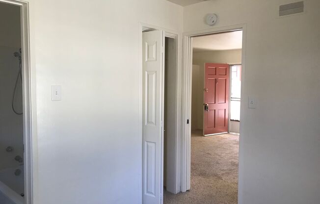 1 bed, 1 bath, 620 sqft, $2,000