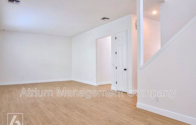 607 LAKEVIEW ST