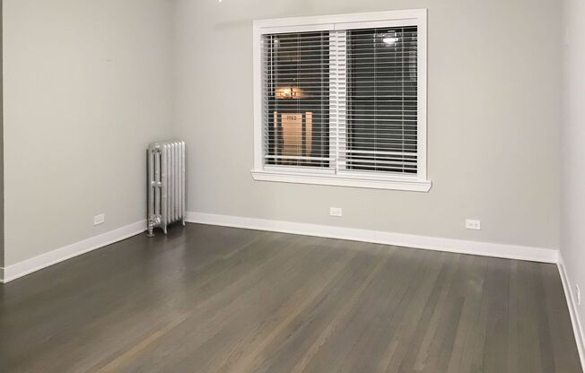 1 bed, 1 bath, 590 sqft, $1,875, Unit 1946-1O