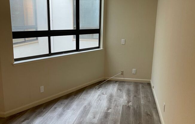 058 (1262-64 Stanyan)