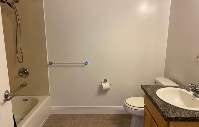 1 bed, 1 bath, $1,595