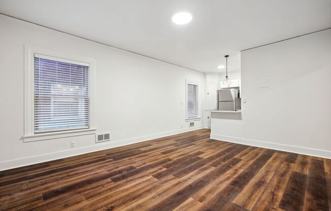 Studio, 1 bath, 425 sqft, $1,750