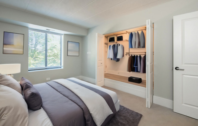 2 beds, 2 baths, 1,039 sqft, $2,295, Unit 606-210