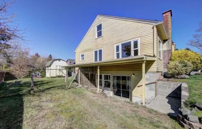 Baran (2018 11th St.)