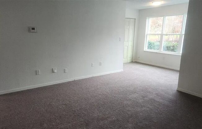 1 Bed / 1 Bath Condo in Venetian Place, East Orlando nr Airport