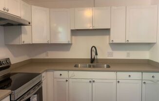 3 beds, 1 bath, $1,300