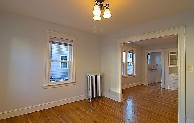 28 DURSO AVE