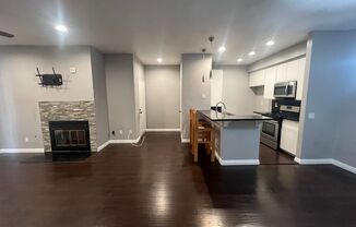 Lakeside Condo Community: Lower 1 Bedroom 1 Bath Condo,