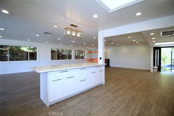 3650 Sapphire DR