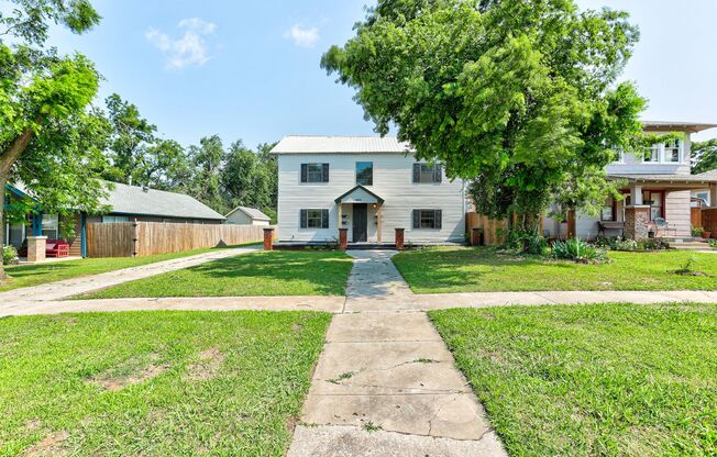 1919 NW 11th Unit 1