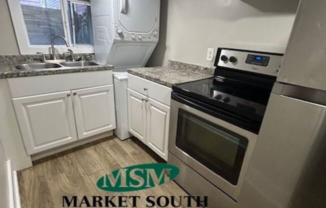 2 beds, 1 bath, $1,495, Unit 404 1/2 E. 31st Street