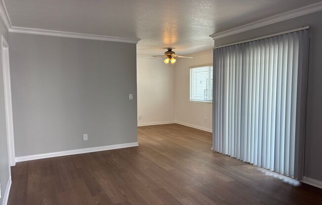 2 beds, 1 bath, 850 sqft, $2,760, Unit 1561M
