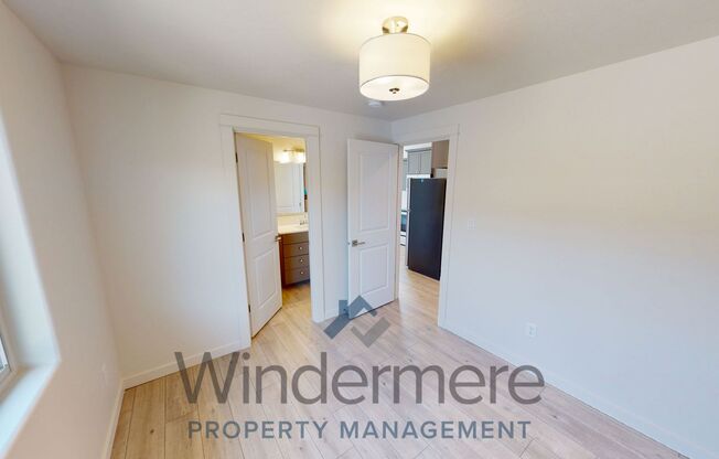 3 beds, 2 baths, 1,064 sqft, $1,895, Unit 325 Cowden