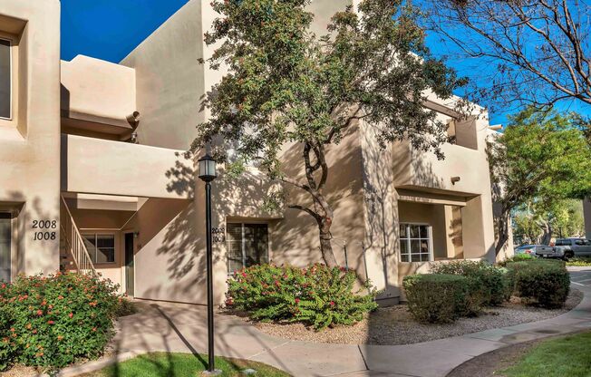 2 beds, 2 baths, $2,000, Unit Unit 2093